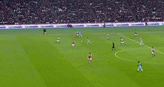 斯帕莱蒂与孔蒂的意甲逆转：那不勒斯击败尤文图斯，迎接新时代