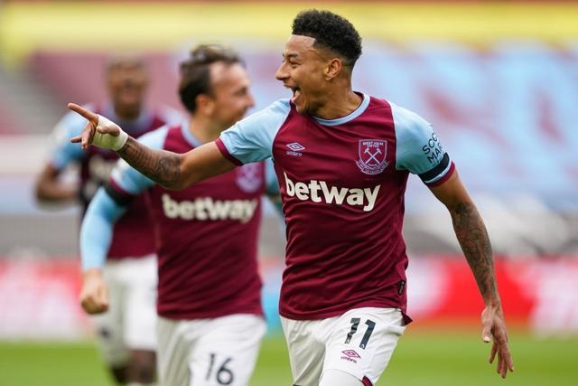 谭龙效力亚泰8年陪球队降级又冲超，如今再次跟随球队降级