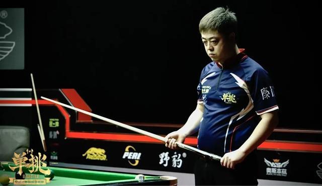 队的默默付 队的默默付